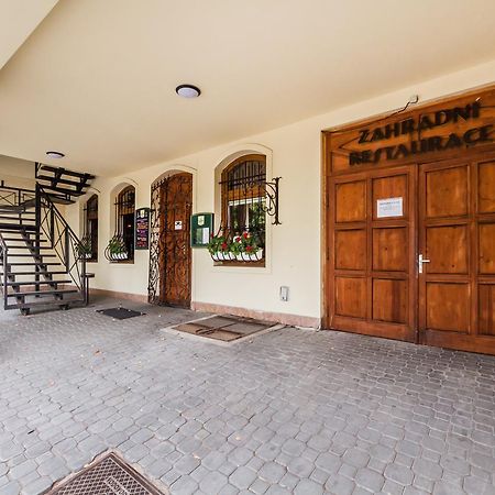 Nova Hospoda - Hotel & Restaurant Прага Екстериор снимка