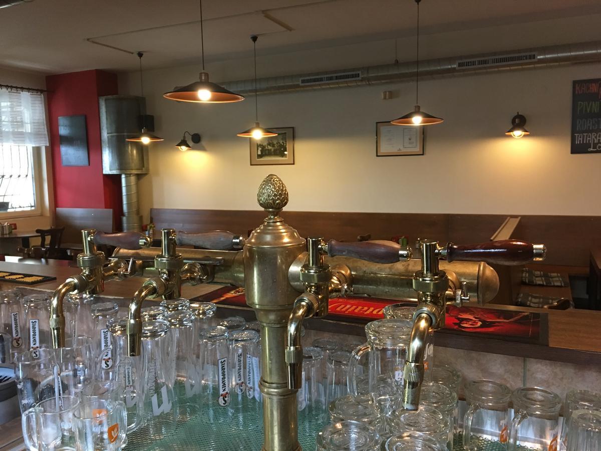 Nova Hospoda - Hotel & Restaurant Прага Екстериор снимка